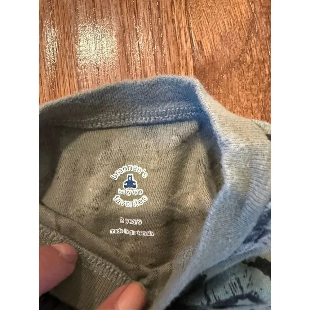Boys Baby Gap Carters long sleeve shirt and jogger bundle 2-3t